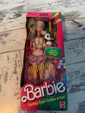 Mattel 1988 Animal Lovin’ Barbie new in package